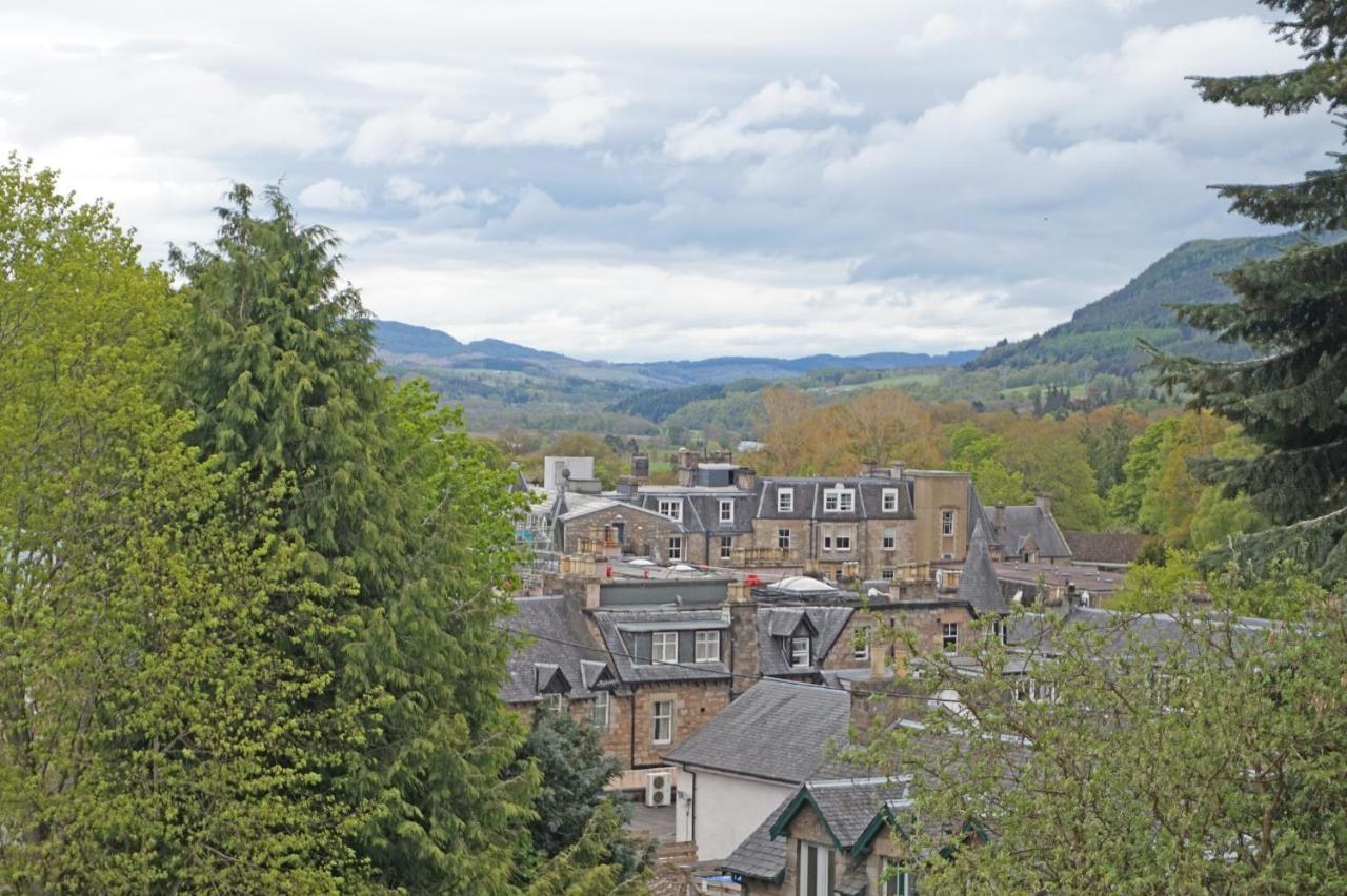 Tigh Na Cloich Hotel Pitlochry Exteriör bild